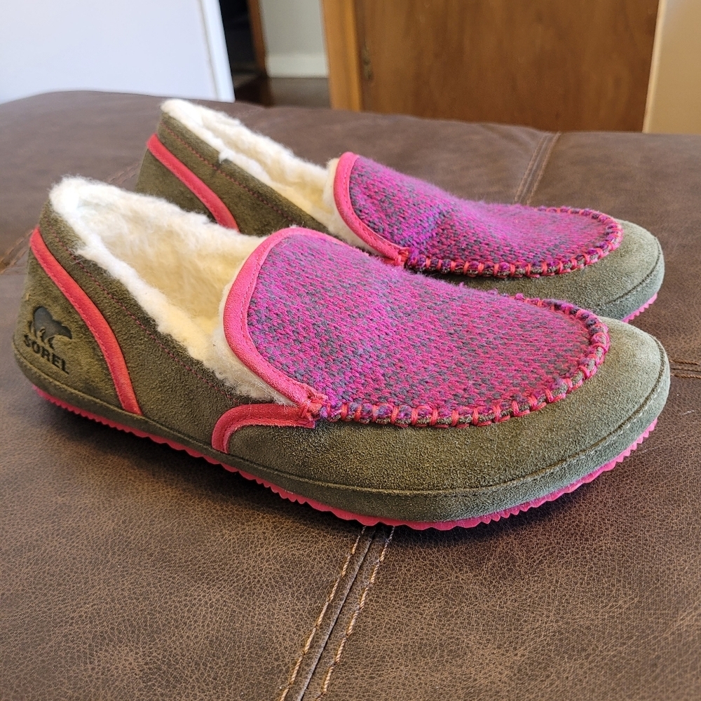 Sorel Tremblant II Pink Green Suede Furry Moccasins Slippers Wmn 10 Comfy Casual - Picture 2 of 9